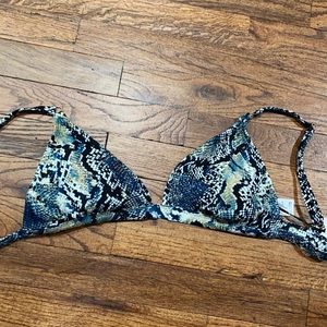 Target bikini top NWT